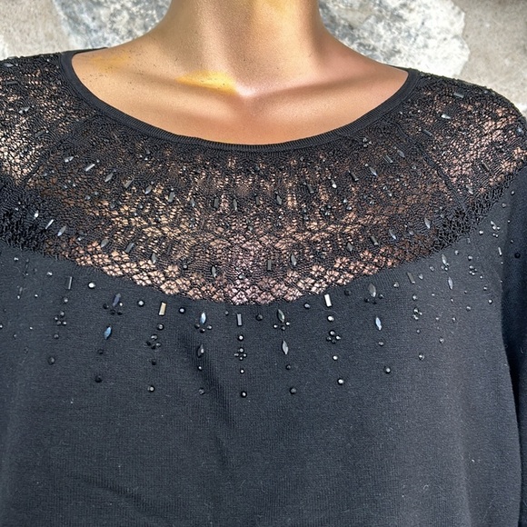 Fine Knit Beaded Top - Picture 5 of 8